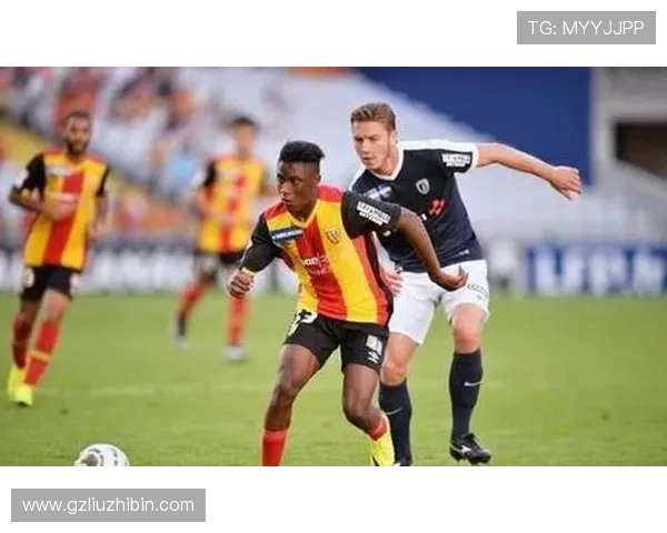 巴黎FC迎战劲敌全力争胜 俱乐部目标冲击法甲前六 巴黎FC迎战劲敌全力争胜 俱乐部目标冲击法甲前六