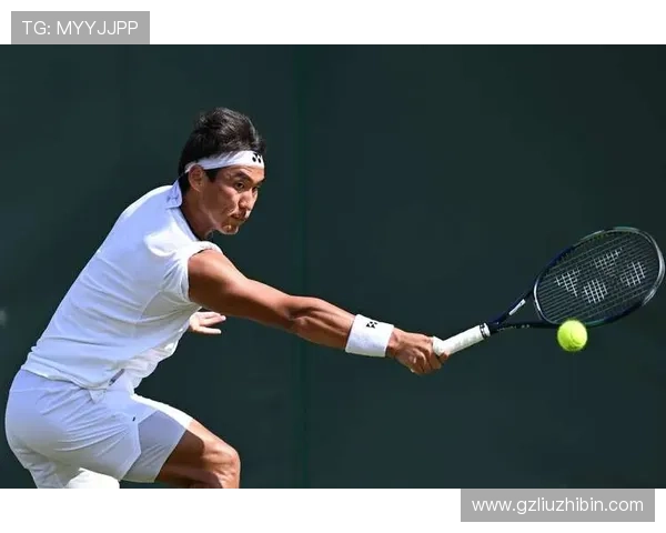 新星崛起!2025网球大满贯赛季精彩回顾与未来展望 新星崛起!2025网球大满贯赛季精彩回顾与未来展望