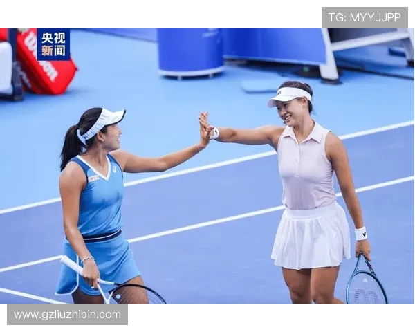 网球赛季再掀高潮 各大赛事争夺激烈 选手状态竞争白热化 网球赛季再掀高潮 各大赛事争夺激烈 选手状态竞争白热化