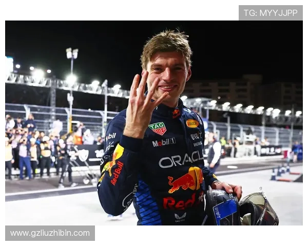 F1赛季最新动态：车手表现激烈竞争 赛道风云变幻技术创新持续推动发展