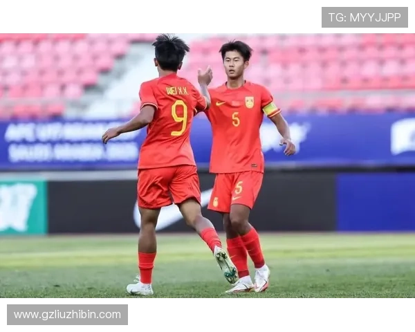 中国足球迎来新篇章 国足热身赛大胜对手 备战世界杯信心倍增 中国足球迎来新篇章 国足热身赛大胜对手 备战世界杯信心倍增