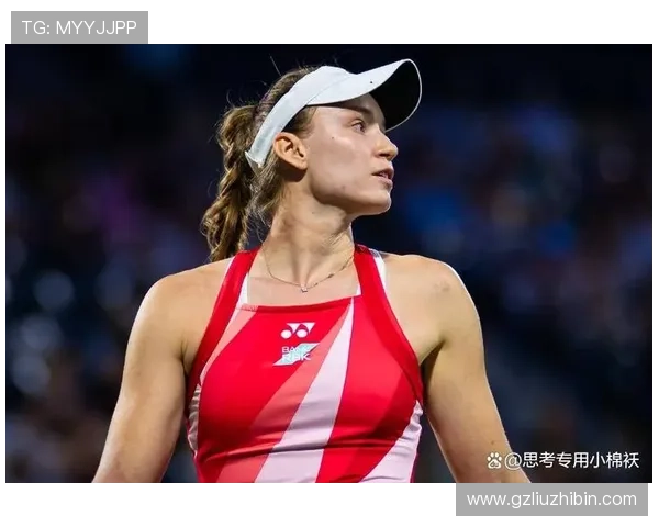 网球赛场新星崛起 年轻选手力压群雄夺得大满贯冠军