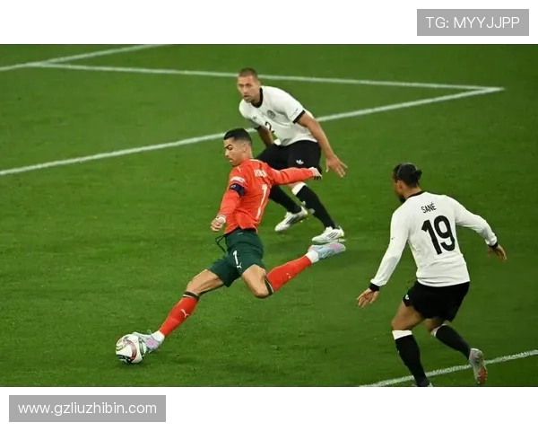 里尔俱乐部宣布新赛季阵容调整与引援计划力争突破欧战资格